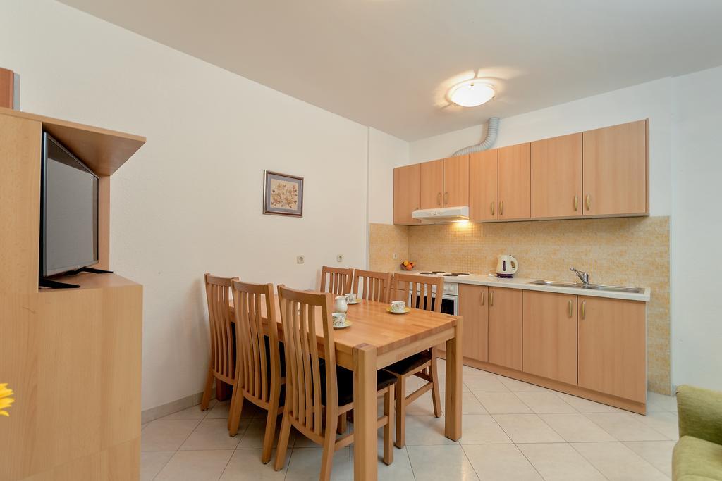 Beach Resort Apartments Bucina Baška Voda Εξωτερικό φωτογραφία