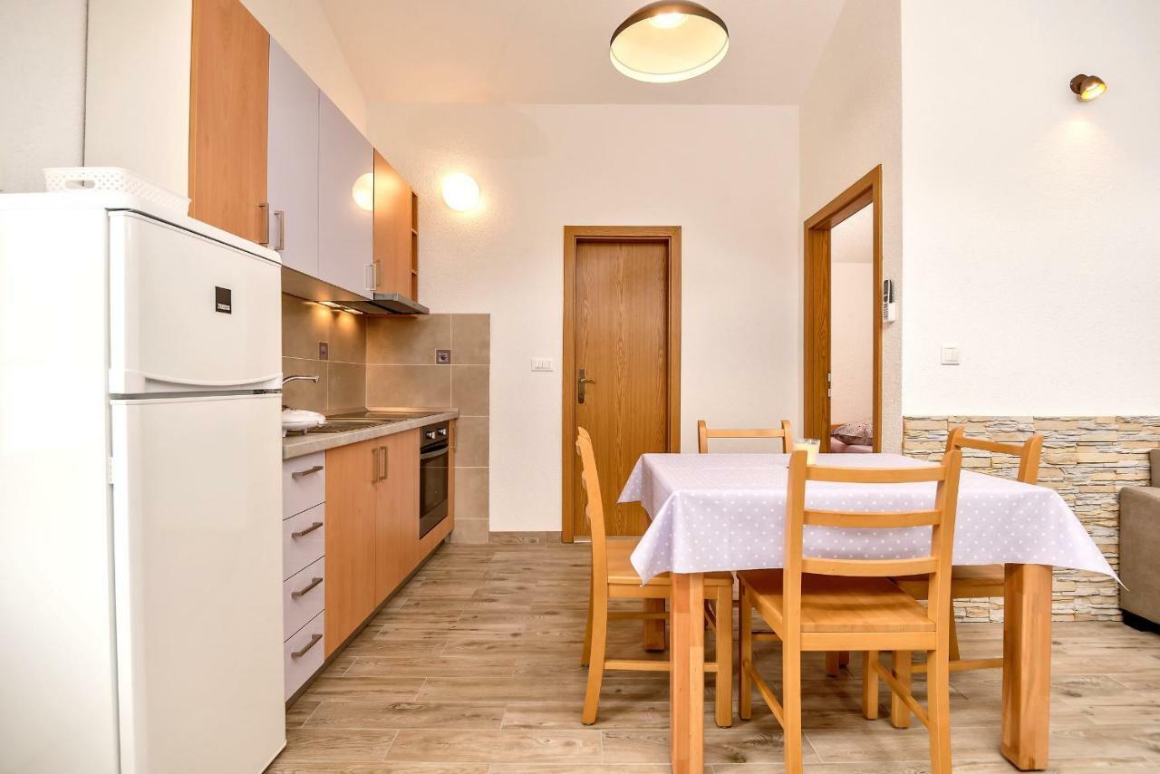 Beach Resort Apartments Bucina Baška Voda Εξωτερικό φωτογραφία
