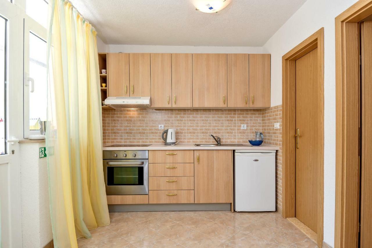 Beach Resort Apartments Bucina Baška Voda Εξωτερικό φωτογραφία